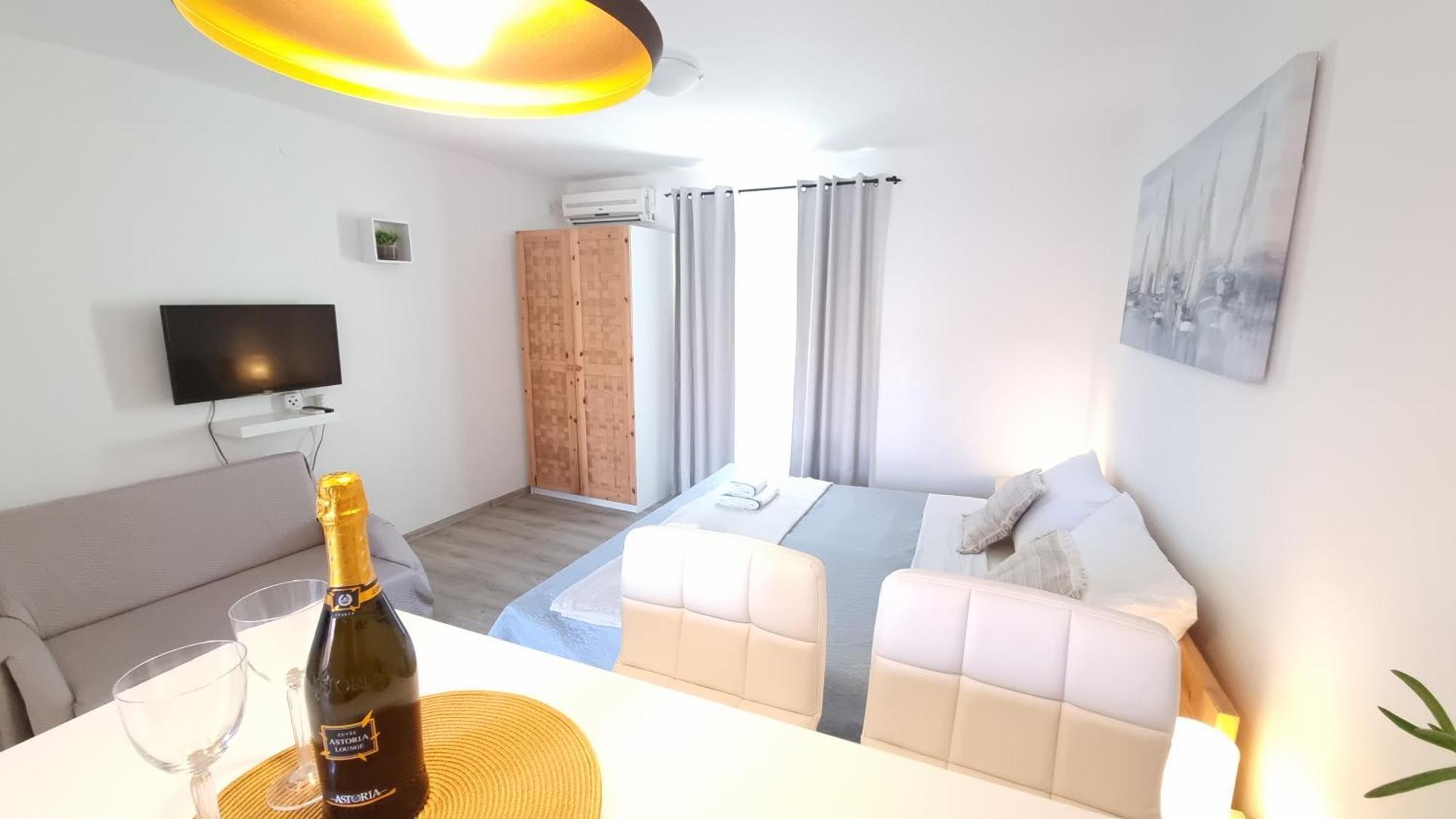 Apartments Skoljka イェゼラ エクステリア 写真