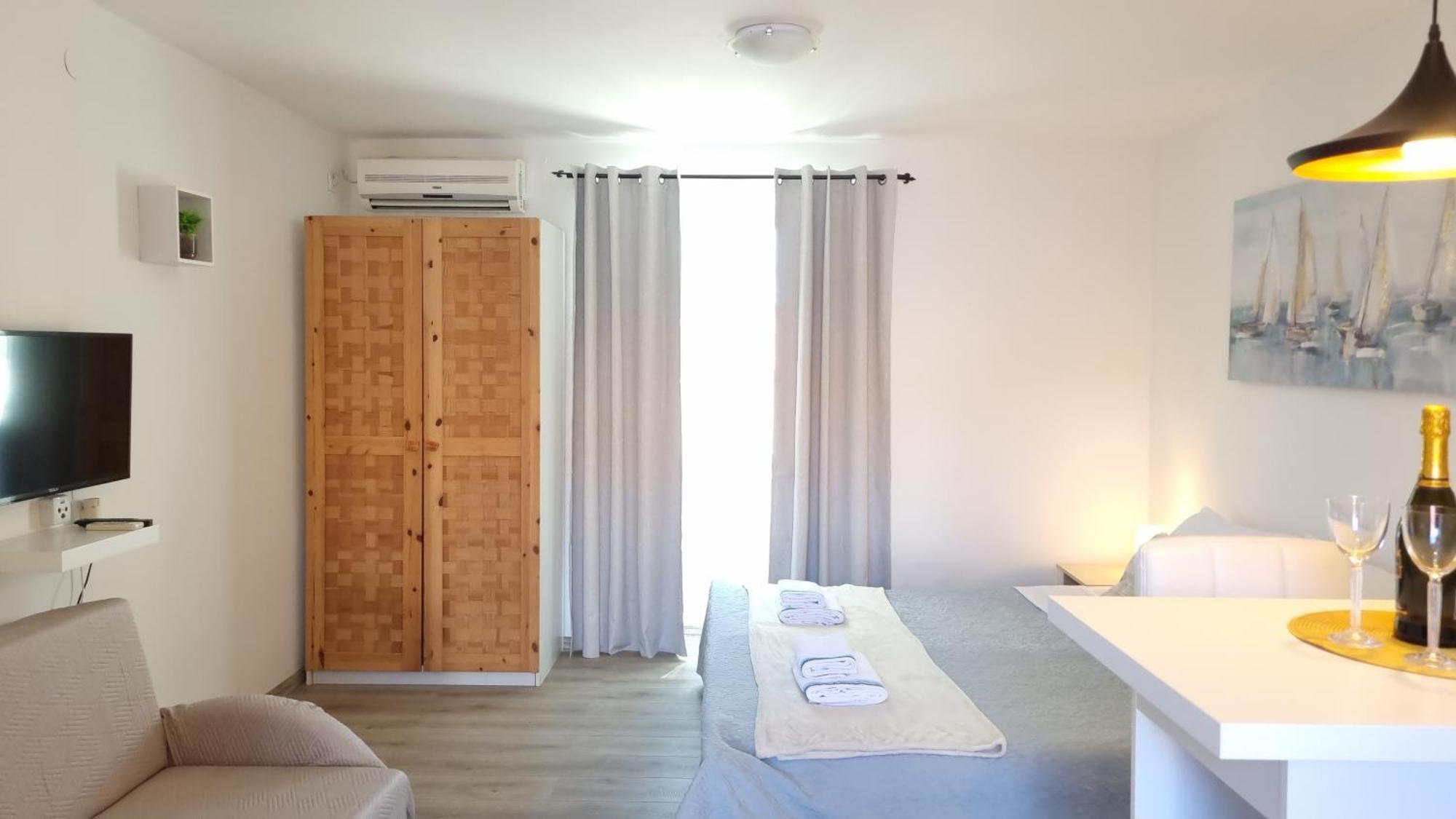 Apartments Skoljka イェゼラ エクステリア 写真